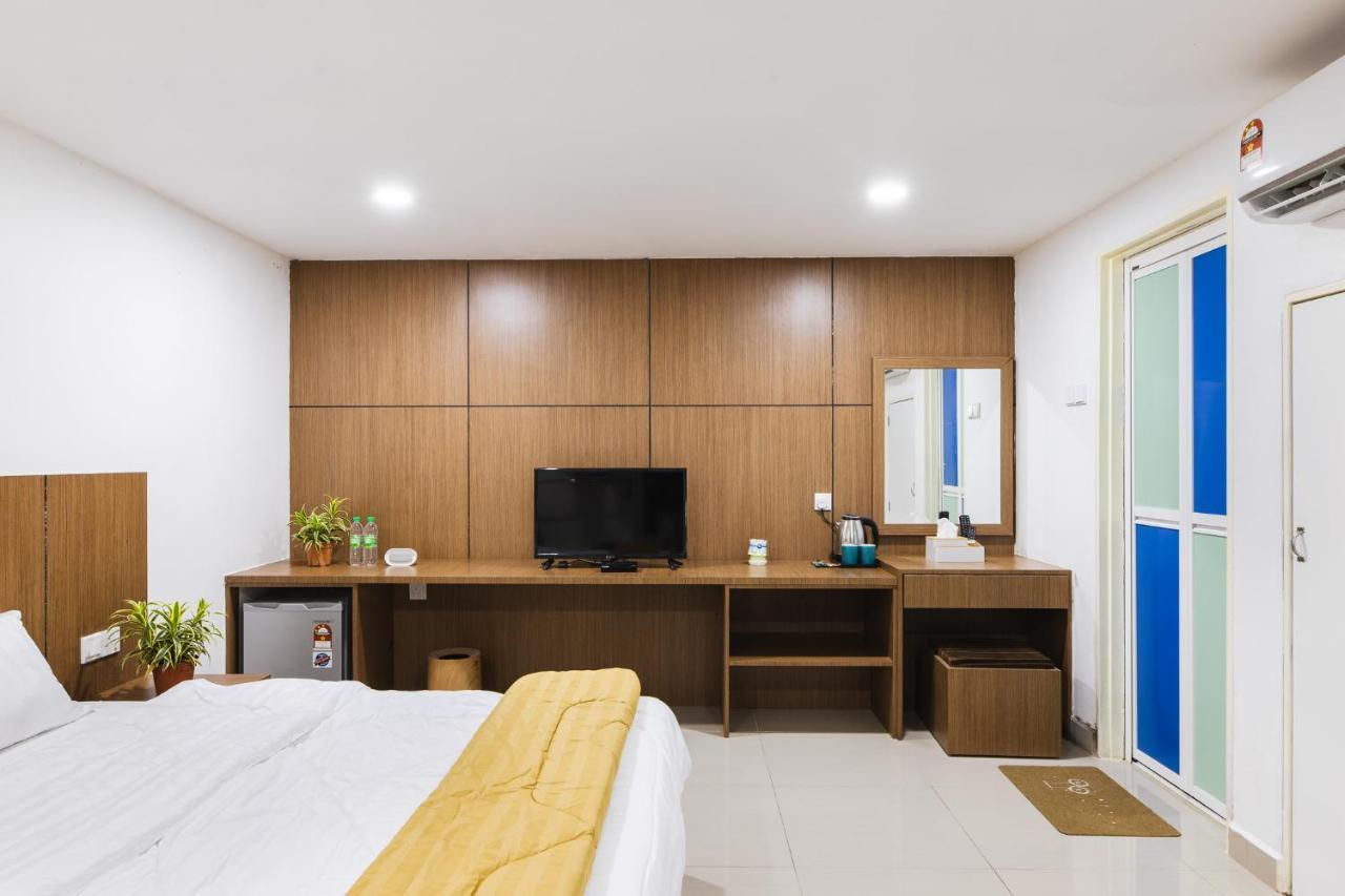 Ellin Forest Karaoke & Pool Resort Bukit Tinggi Bentong Ngoại thất bức ảnh