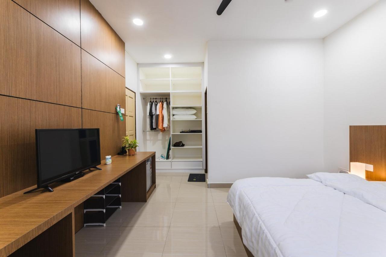 Ellin Forest Karaoke & Pool Resort Bukit Tinggi Bentong Ngoại thất bức ảnh
