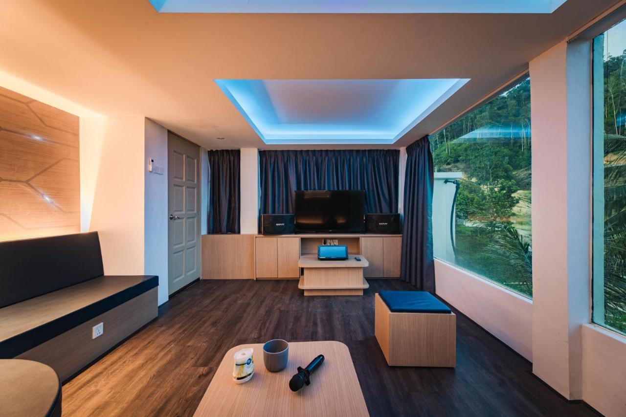 Ellin Forest Karaoke & Pool Resort Bukit Tinggi Bentong Ngoại thất bức ảnh