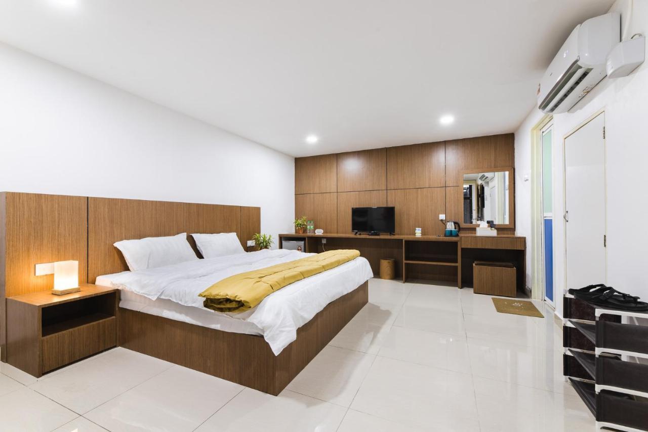 Ellin Forest Karaoke & Pool Resort Bukit Tinggi Bentong Ngoại thất bức ảnh